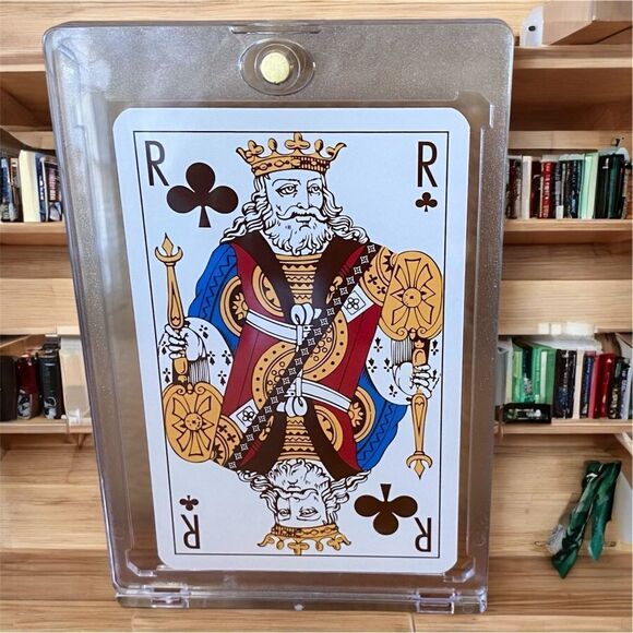 Red Louis Vuitton (LV) Monogram King of Clubs Playing Card w/Case. EUC! Designer - Picture 2 of 2